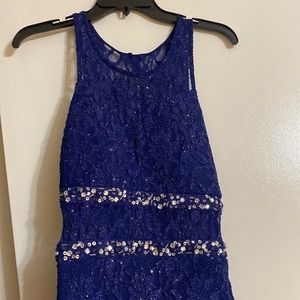 Gorgeous, lace-sequined evening gown BRAND NEW!